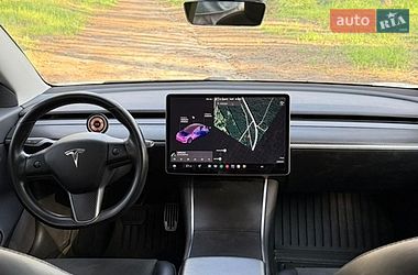 Седан Tesla Model 3 2018 в Кропивницком фото 17 Седан Tesla Model 3 2018 в Кропивницком