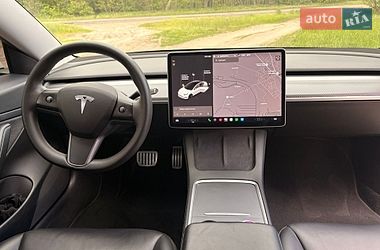 Седан Tesla Model 3 2020 в Черкассах