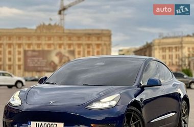 Седан Tesla Model 3 2021 в Харькове фото Седан Tesla Model 3 2021 в Харькове