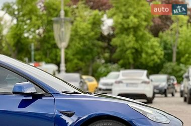 Седан Tesla Model 3 2021 в Харкові