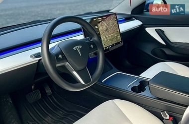 Седан Tesla Model 3 2021 в Харкові