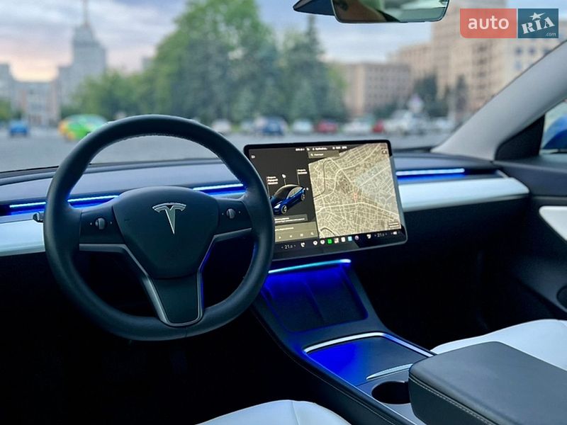 Седан Tesla Model 3 2021 в Харькове фото 50 Седан Tesla Model 3 2021 в Харькове