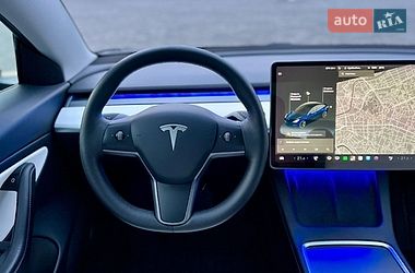 Седан Tesla Model 3 2021 в Харкові