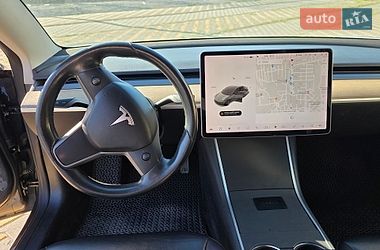 Седан Tesla Model 3 2018 в Одессе