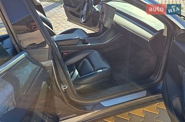 Седан Tesla Model 3 2018 в Одессе