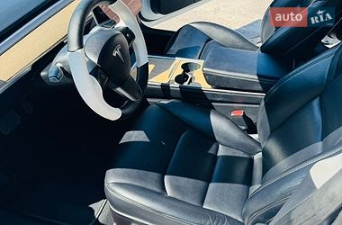 Седан Tesla Model 3 2021 в Верхньодніпровську