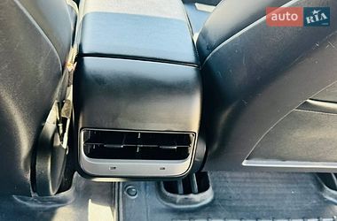 Седан Tesla Model 3 2021 в Верхньодніпровську