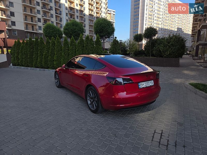 Седан Tesla Model 3 2019 в Одессе