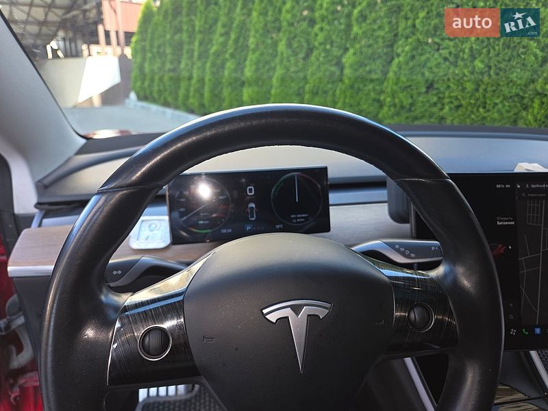 Седан Tesla Model 3 2019 в Одессе
