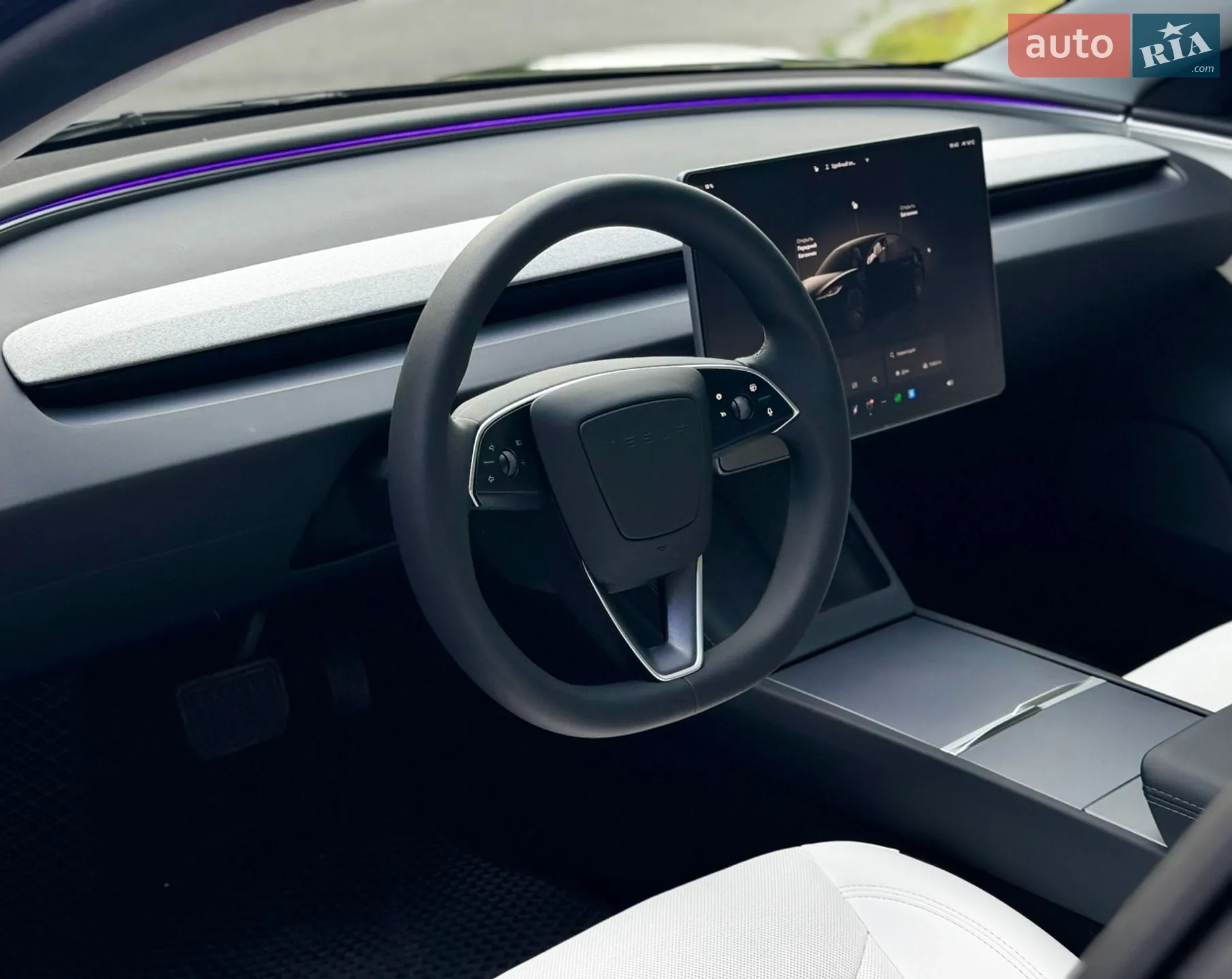 2025 Tesla Model 3 - мініатюра 24