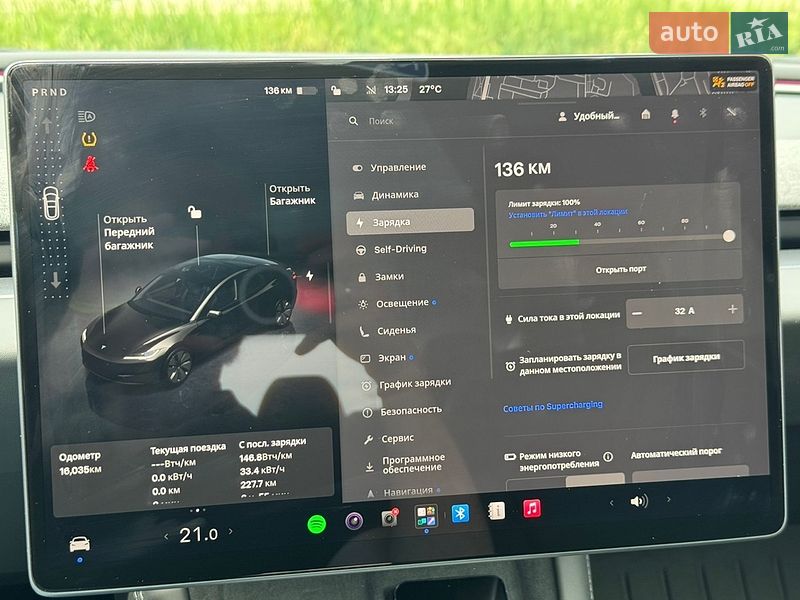 Седан Tesla Model 3 2024 в Киеве