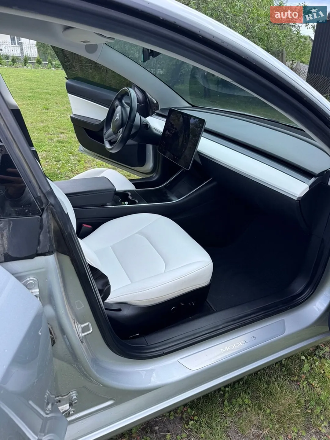 2018 Tesla Model 3 - мініатюра 8