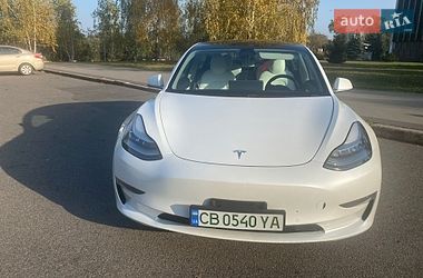 Седан Tesla Model 3 2019 в Чернигове