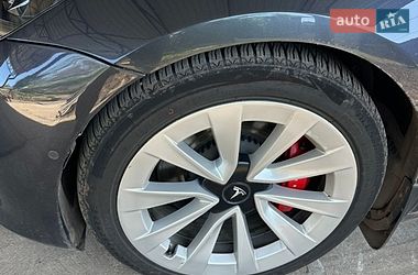 Седан Tesla Model 3 2021 в Кривом Роге