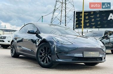 Седан Tesla Model 3 2022 в Харкові