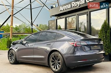 Седан Tesla Model 3 2022 в Харкові