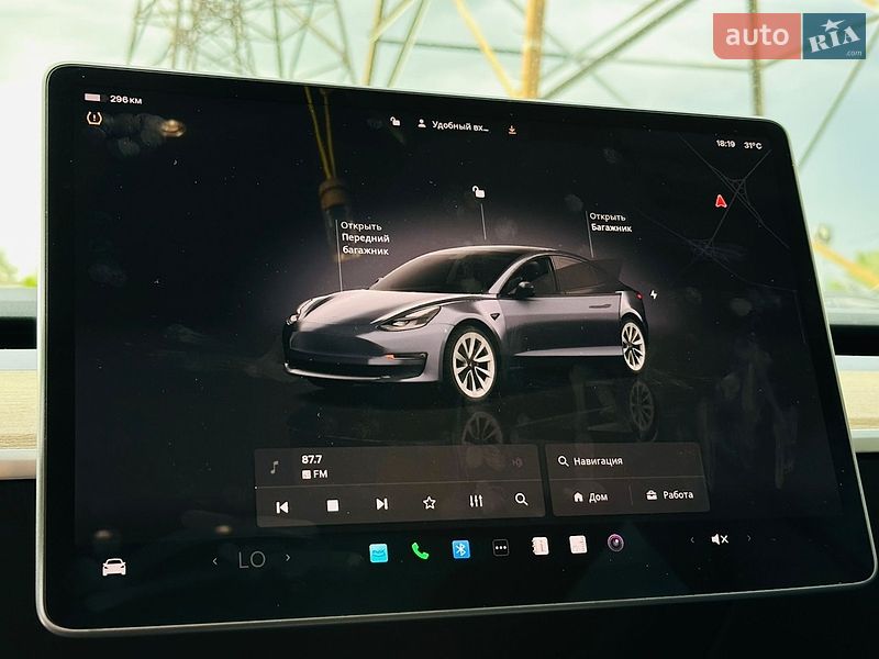 Седан Tesla Model 3 2022 в Харкові