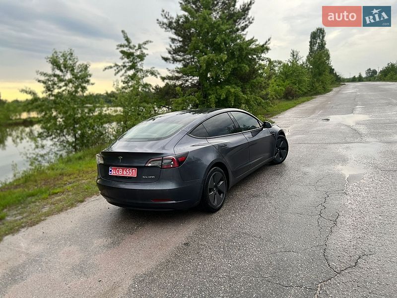 Седан Tesla Model 3 2021 в Калиновке