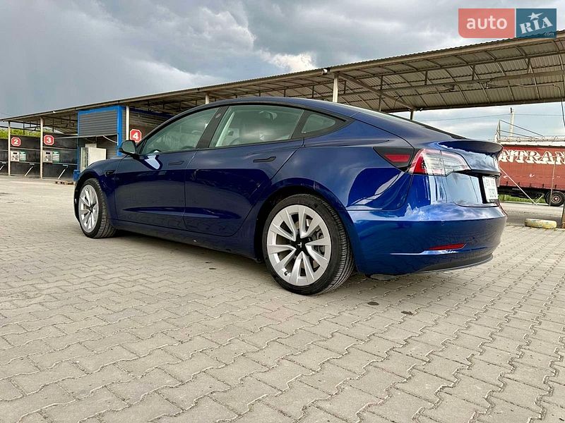 Седан Tesla Model 3 2021 в Кам'янець-Подільському