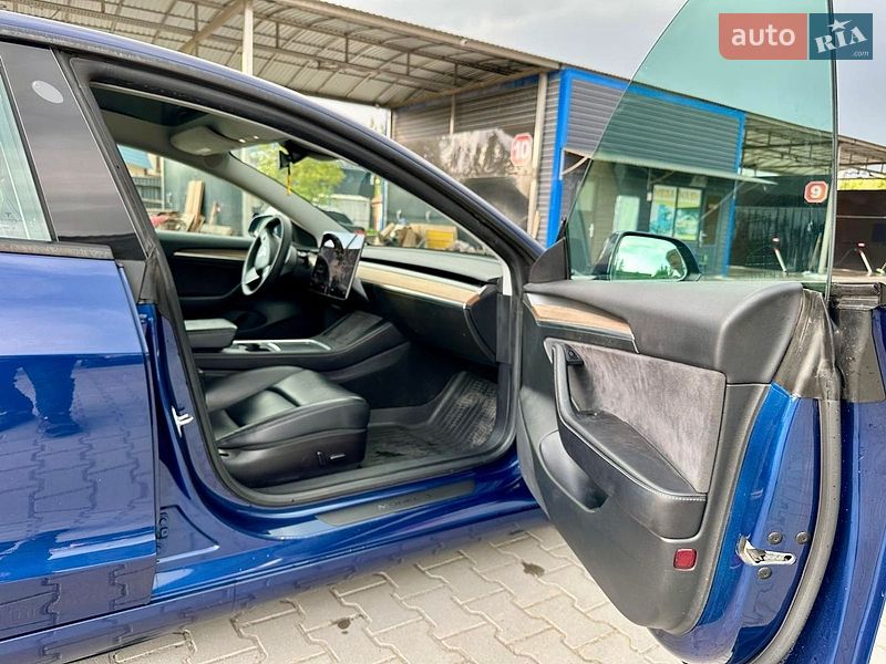 Седан Tesla Model 3 2021 в Кам'янець-Подільському