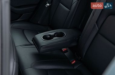Седан Tesla Model 3 2022 в Дрогобыче