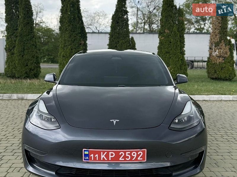 Седан Tesla Model 3 2020 в Одессе