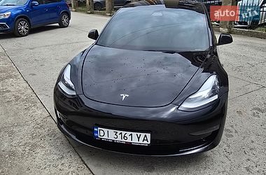 Седан Tesla Model 3 2019 в Ивано-Франковске