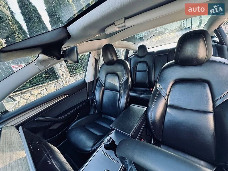 Седан Tesla Model 3 2022 в Надворной фото 9 Седан Tesla Model 3 2022 в Надворной