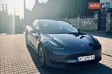Седан Tesla Model 3 2022 в Надворной фото 2 Седан Tesla Model 3 2022 в Надворной