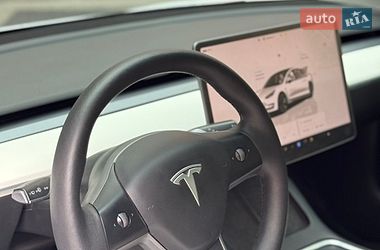 Седан Tesla Model 3 2022 в Кременце