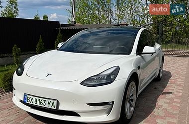 Седан Tesla Model 3 2021 в Хмельницькому Седан Tesla Model 3 2021 в Хмельницькому