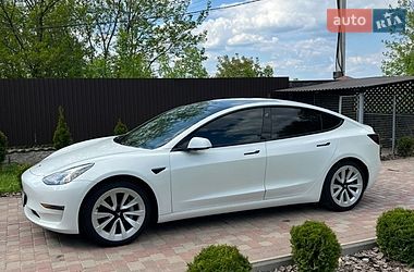 Седан Tesla Model 3 2021 в Хмельницькому