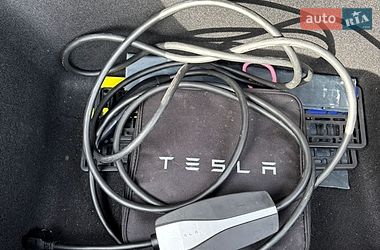 Седан Tesla Model 3 2020 в Жовкве