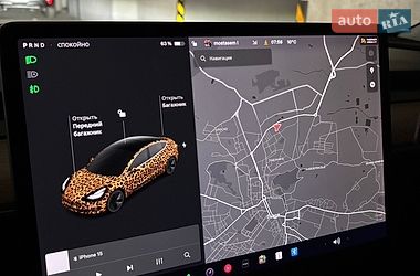 Седан Tesla Model 3 2020 в Жовкве
