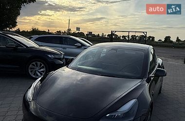 Седан Tesla Model 3 2022 в Дніпрі