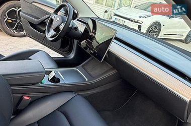 Седан Tesla Model 3 2022 в Дніпрі