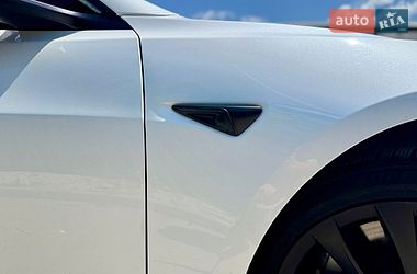 Седан Tesla Model 3 2021 в Дніпрі