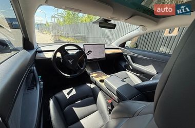 Седан Tesla Model 3 2021 в Дніпрі