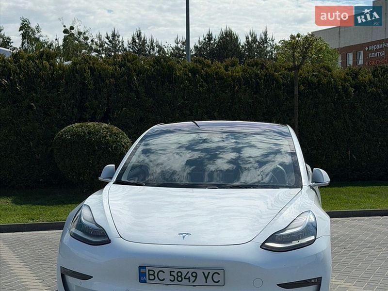 Tesla Model 3 2018