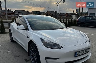 Седан Tesla Model 3 2022 в Вінниці