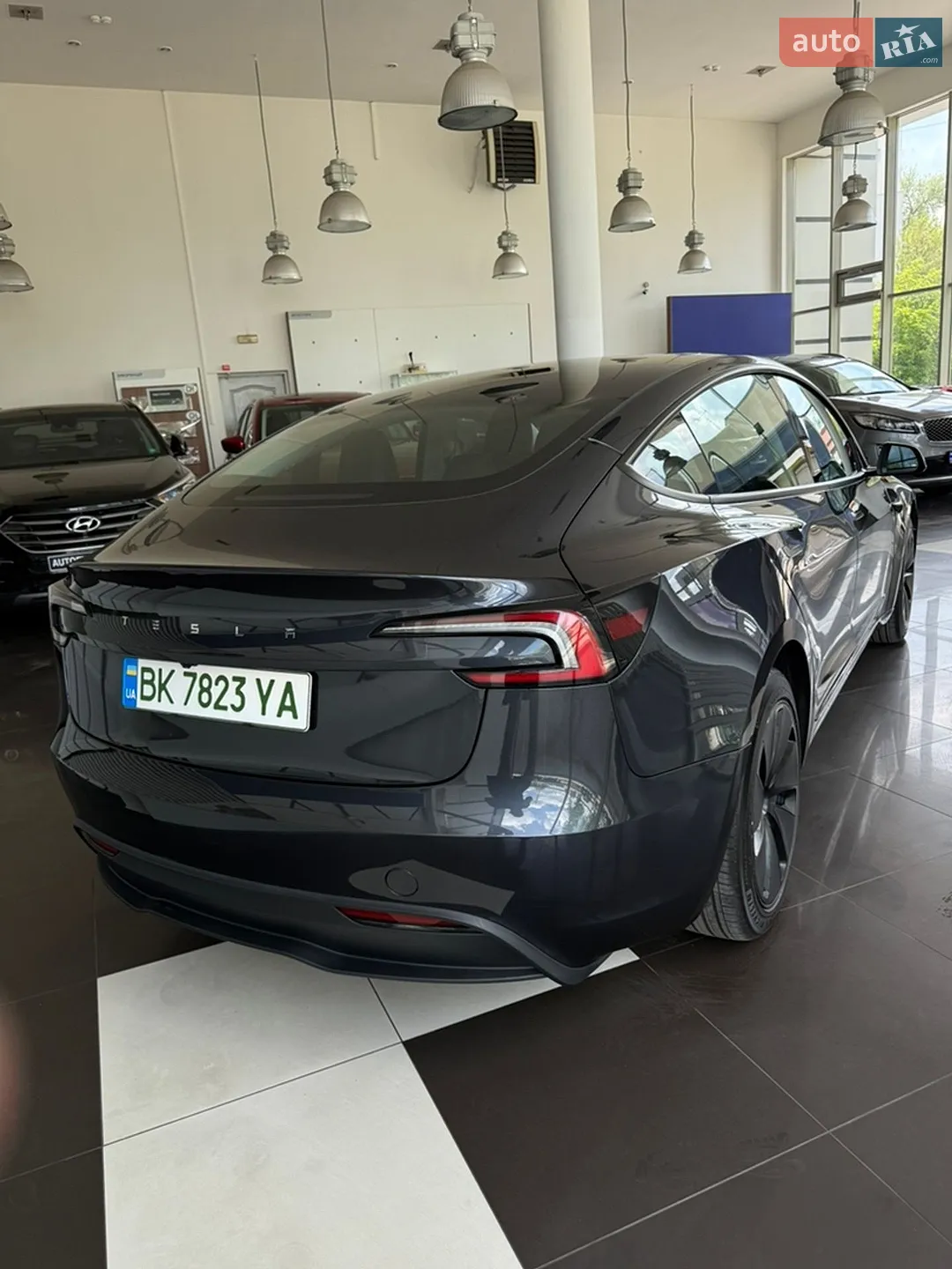 2024 Tesla Model 3 - мініатюра 5
