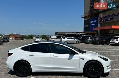 Седан Tesla Model 3 2020 в Харькове
