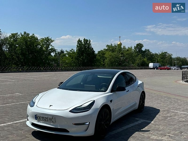 Седан Tesla Model 3 2020 в Харькове