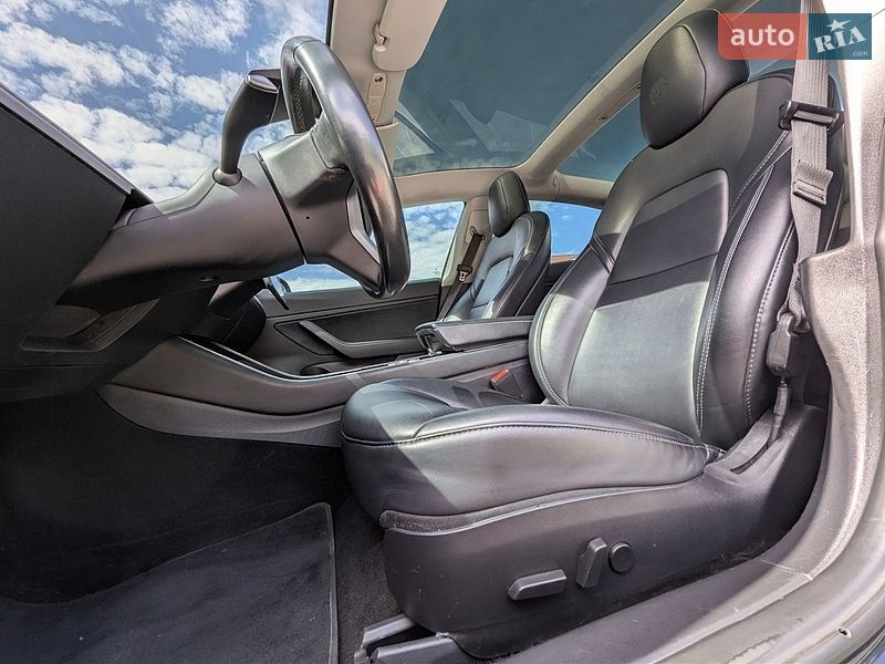 Седан Tesla Model 3 2018 в Луцке фото 9 Седан Tesla Model 3 2018 в Луцке
