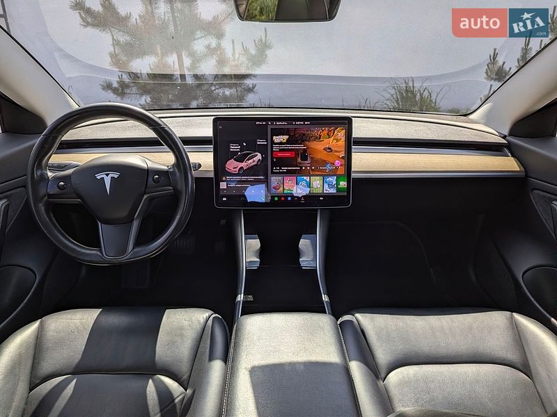 Седан Tesla Model 3 2018 в Луцке фото 12 Седан Tesla Model 3 2018 в Луцке