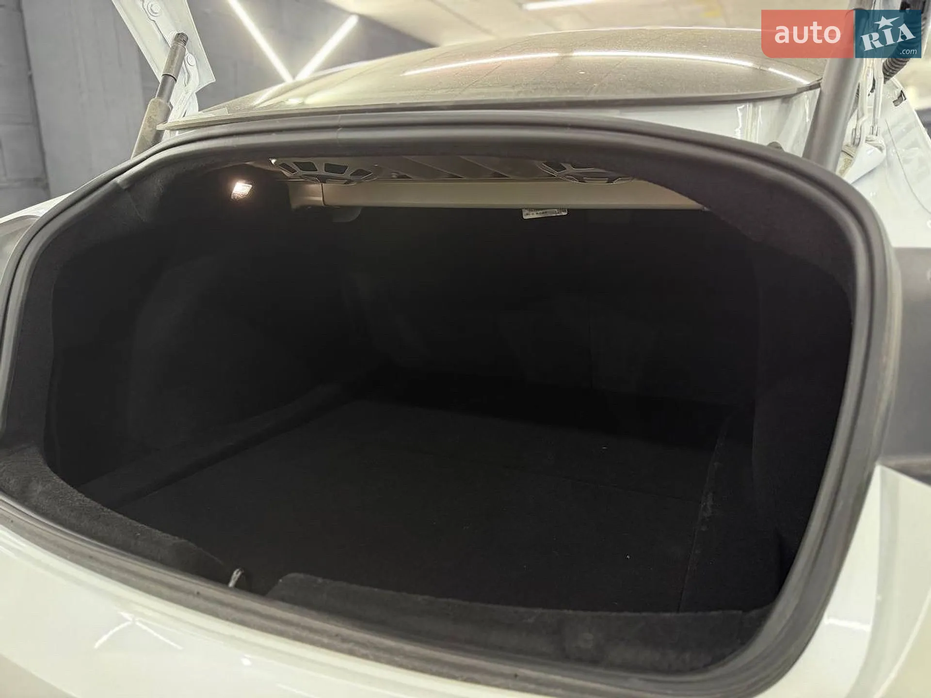 2025 Tesla Model 3 - мініатюра 62