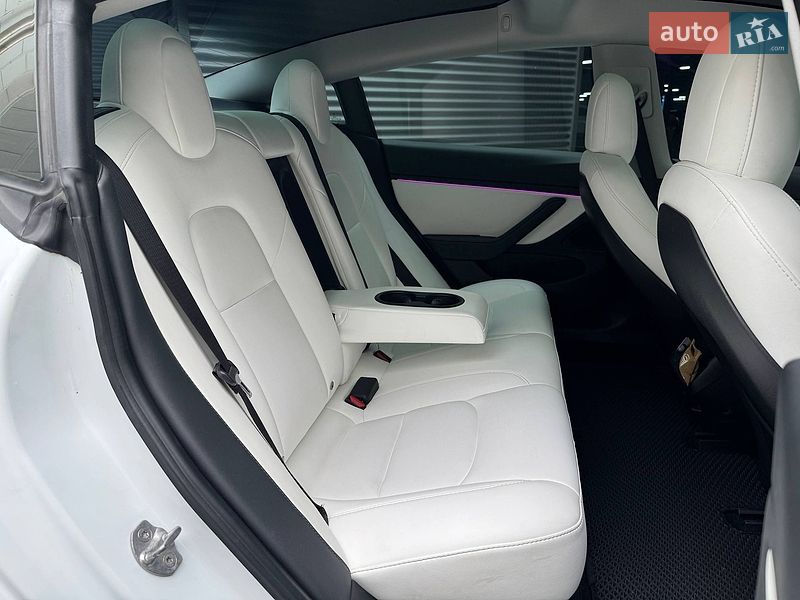 Седан Tesla Model 3 2021 в Києві фото 12 Седан Tesla Model 3 2021 в Києві