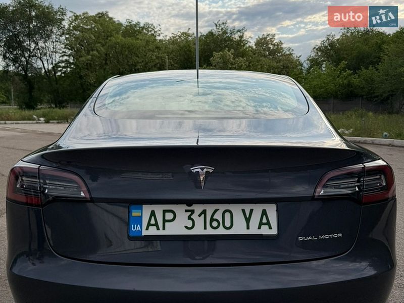 Седан Tesla Model 3 2022 в Запорожье