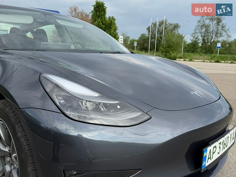 Седан Tesla Model 3 2022 в Запорожье