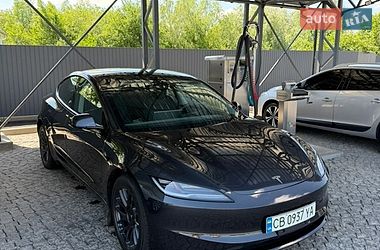 Седан Tesla Model 3 2024 в Киеве